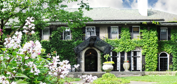 Glendon Hall Manor